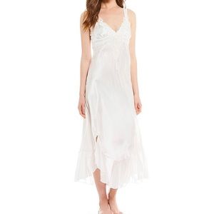 IN Bloom by Jonquil bridal nightgown